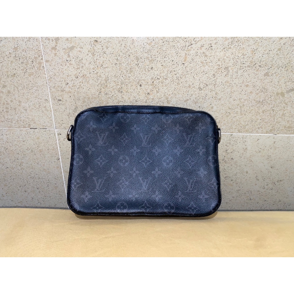 tas clutch hand bag pria wanita brand LV full leather monogram hitam black ISTIMEWA