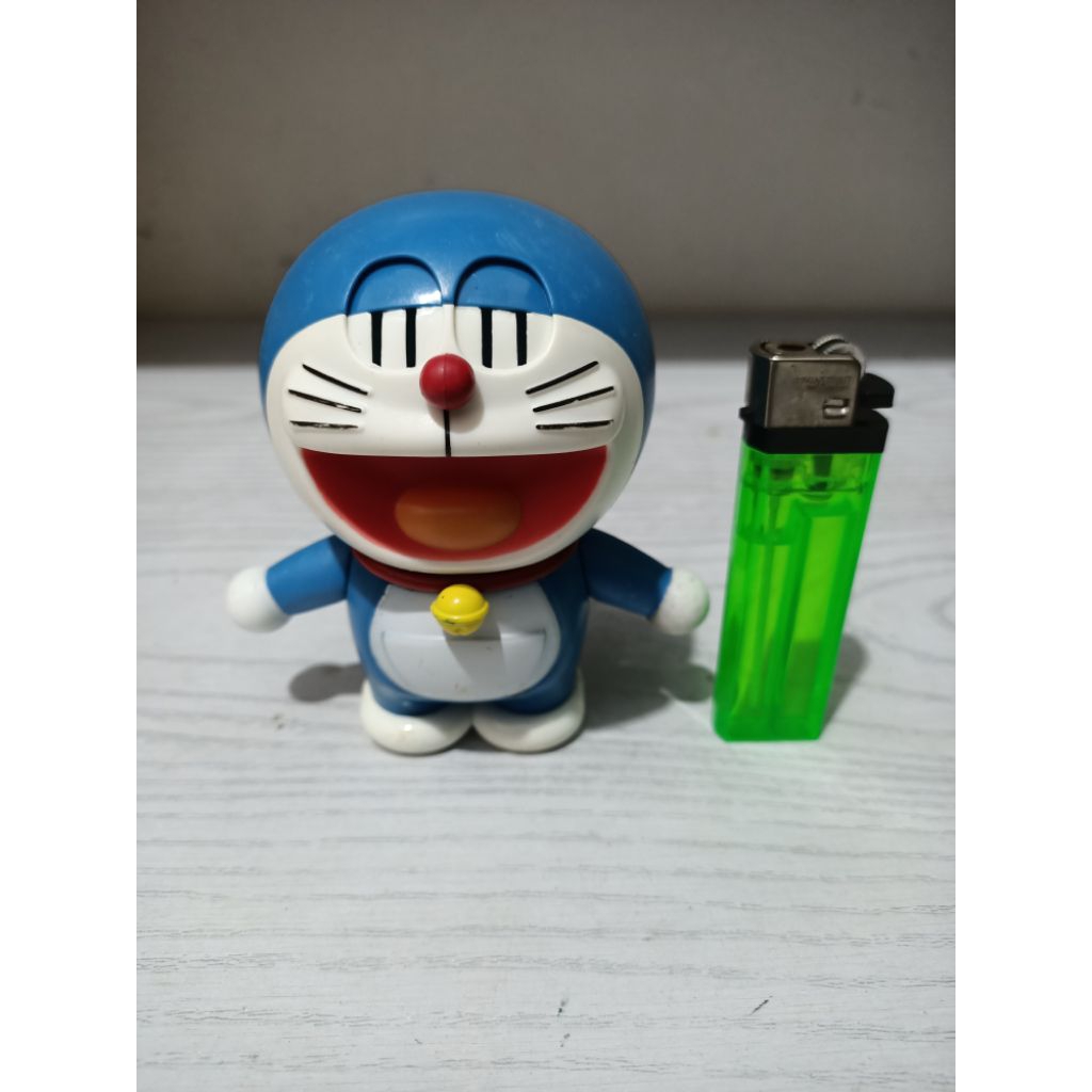 Figur mcd Doraemon lucu