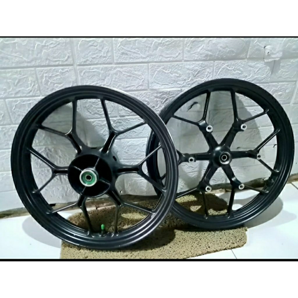 Velg/pelek Honda Sonic 150R D/B Original cabutan