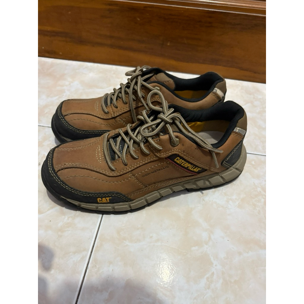 SEPATU SAFETY / SAFETY SHOES CAT CATERPILLAR ORIGINAL STREAMLINE LT CT (BEKAS/ USED / PRELOVED / LIK