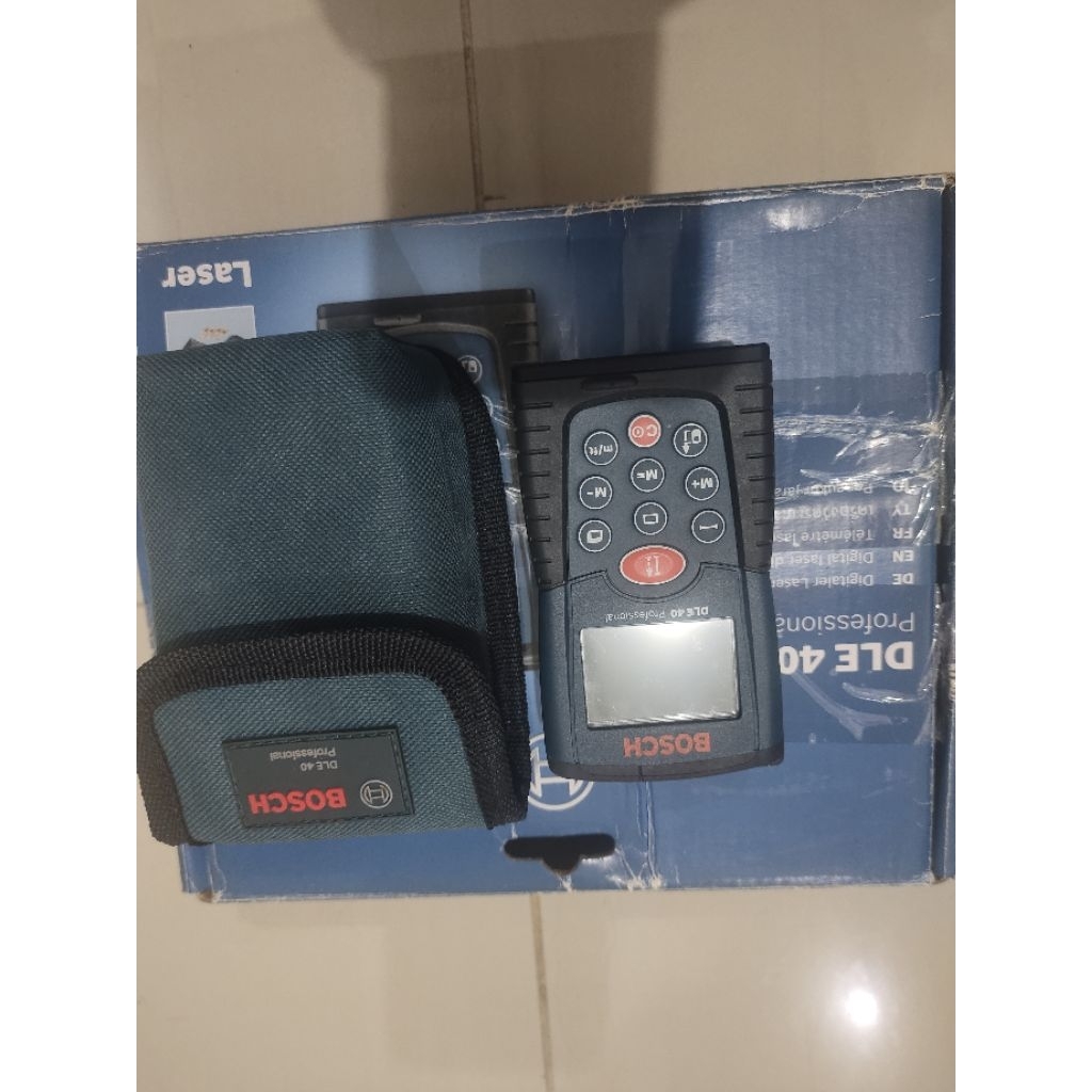 laser meteran bosch DLE 40