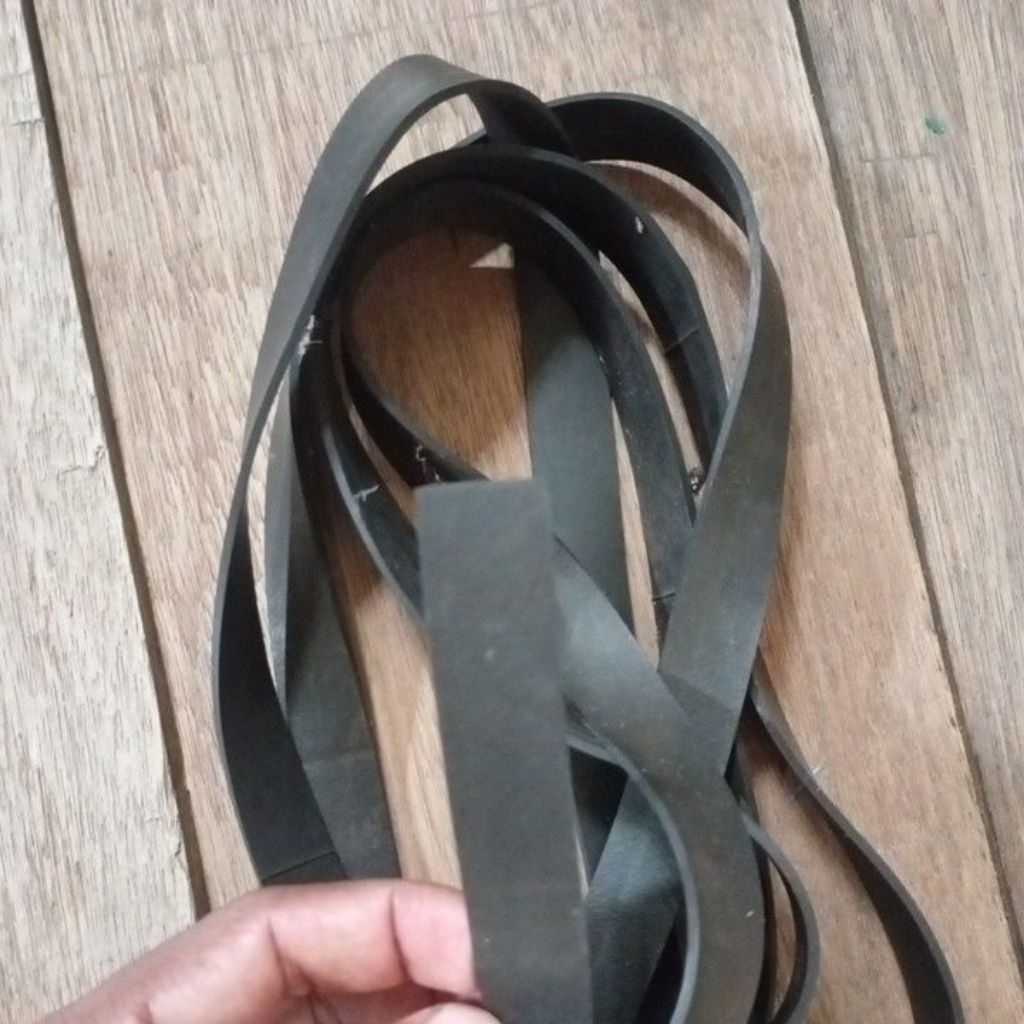 Tali Karet Ban Motor 2 Meter - Elastis, Kuat, Mudah Dilepas