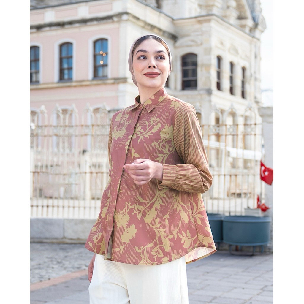 Blouse Heaven Lights