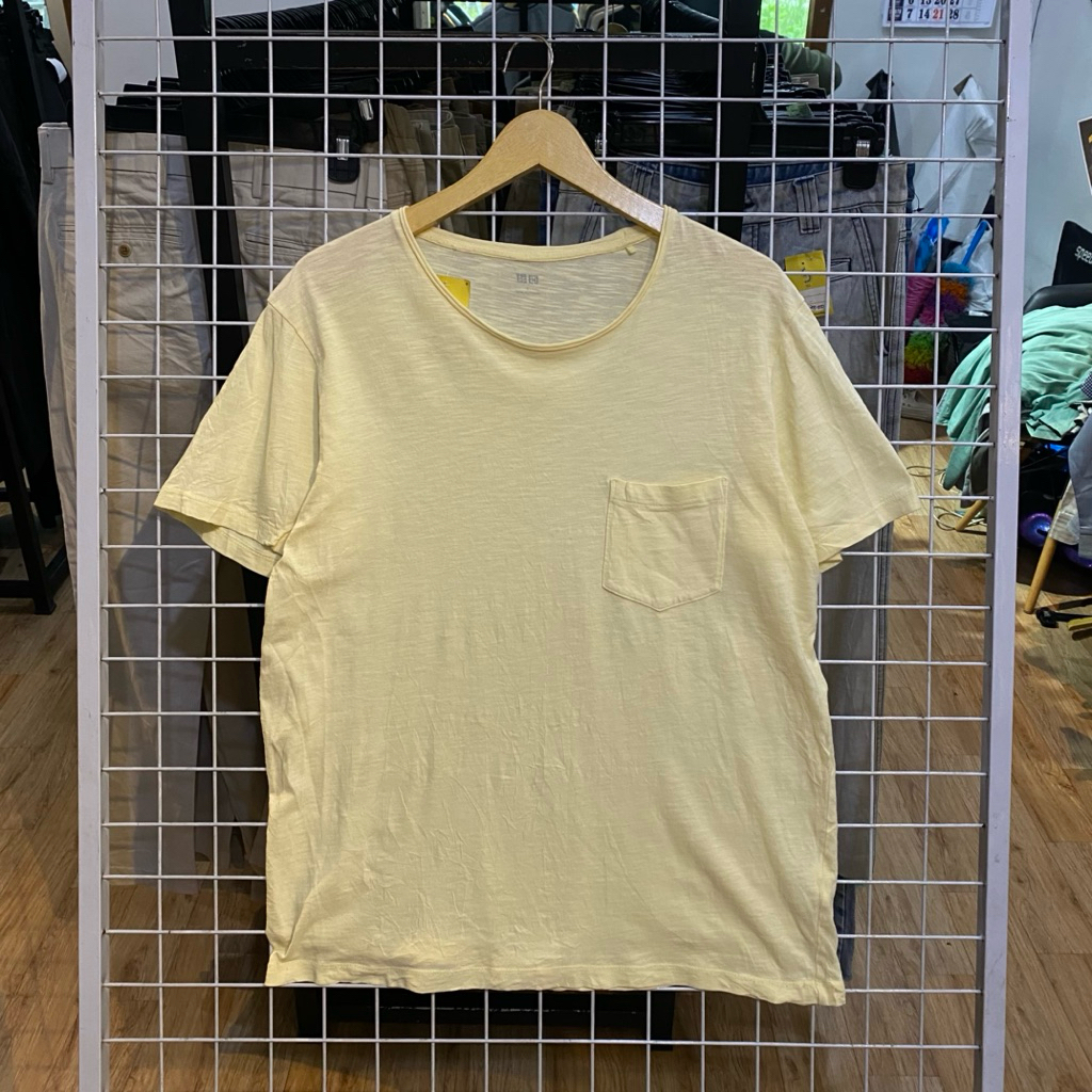 Uniqlo Basic Pocket Tee