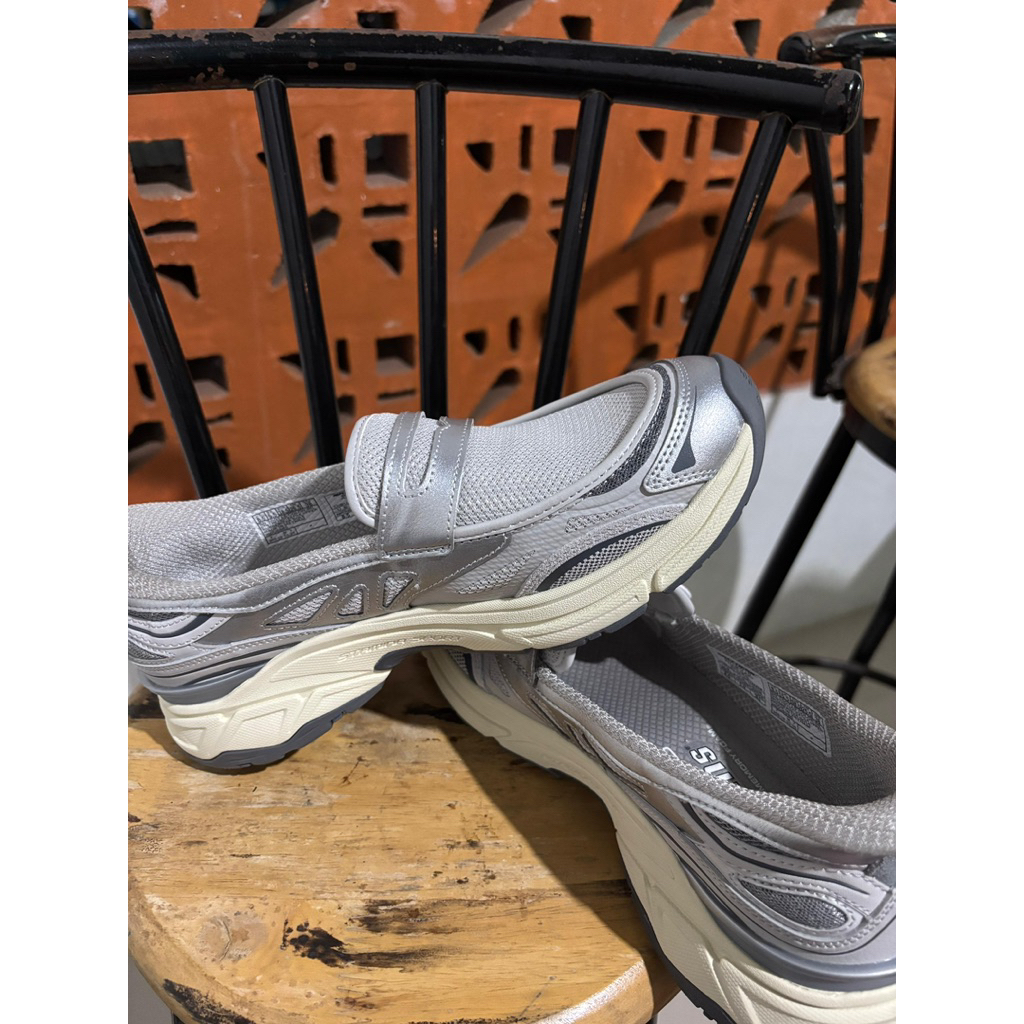 100% Original Sepatu Skechers (NEW)
