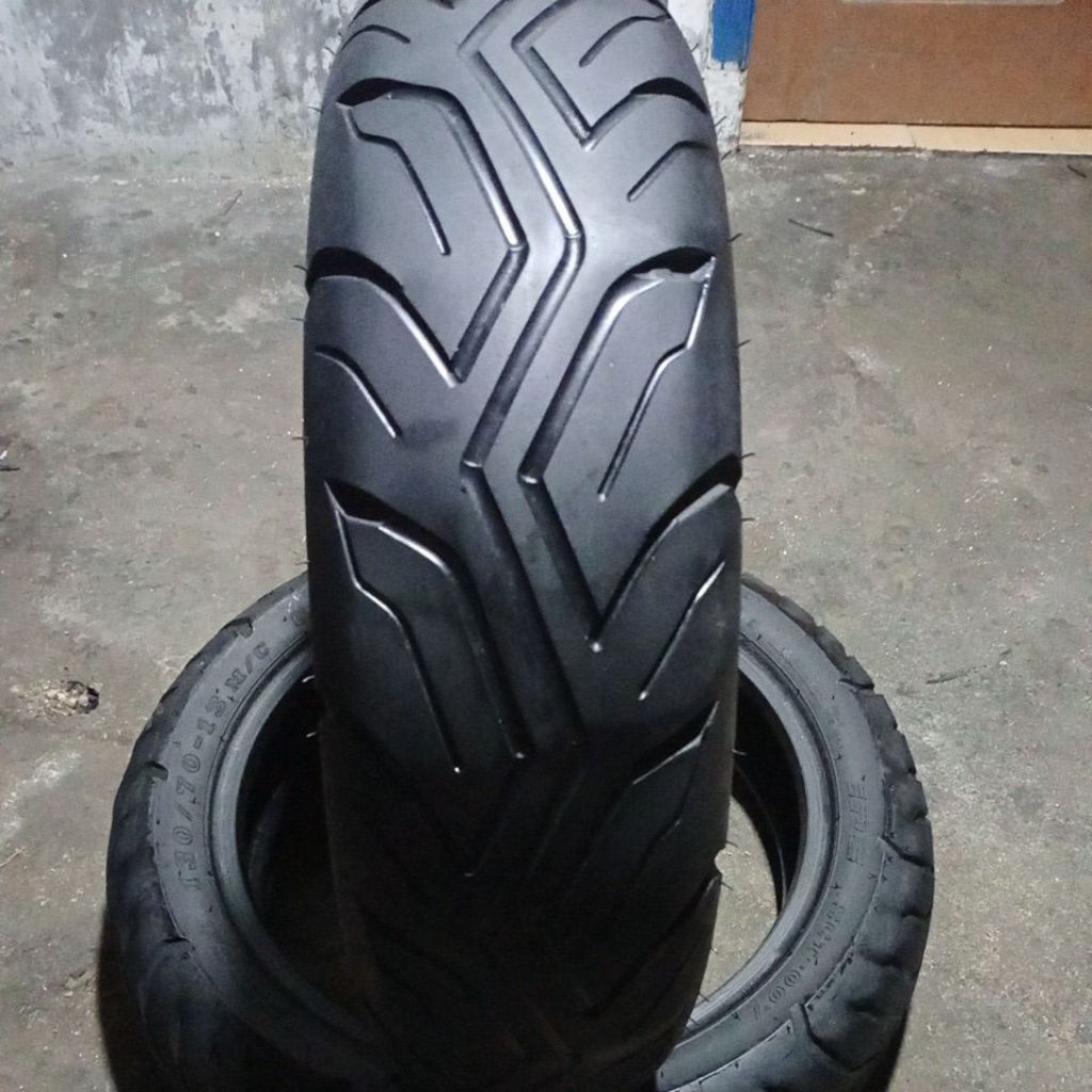 BAN BELAKANG NMAX BELAKANG MOTIF 130/70-13