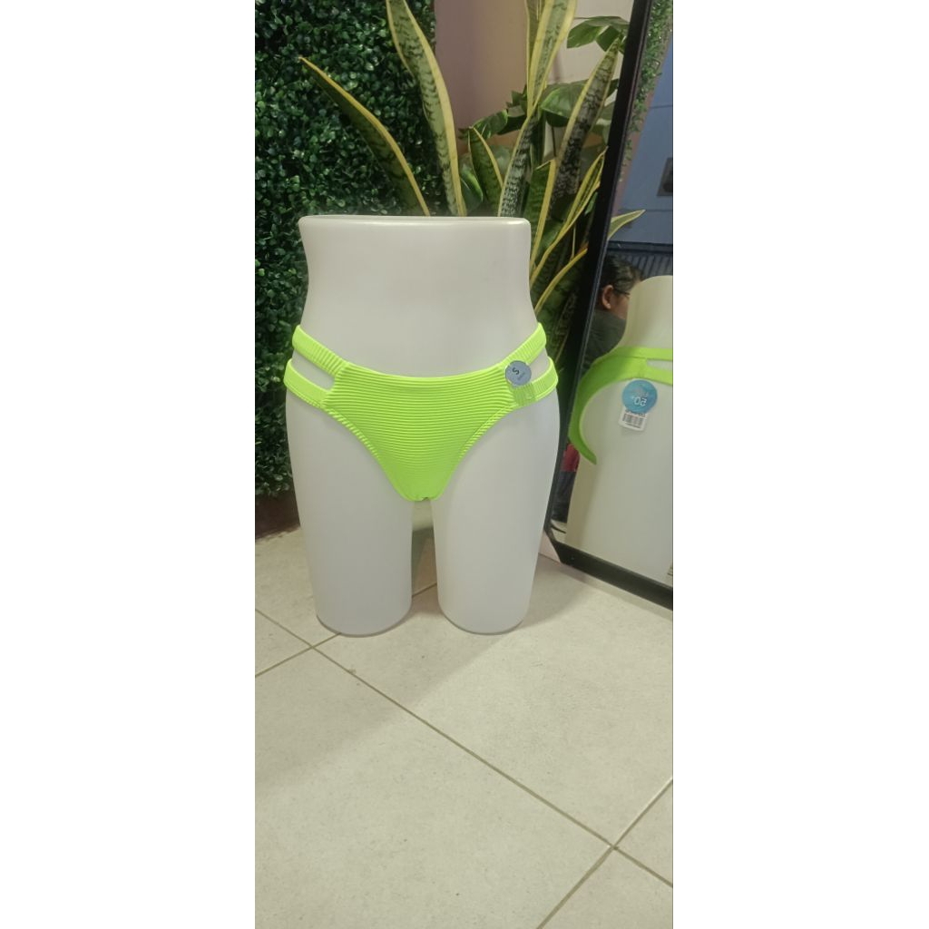 CELANA DALAM WANITA / CD CEWEK / BIKINI / CD WANITA NYAMAN / ENAK DIPAKAI