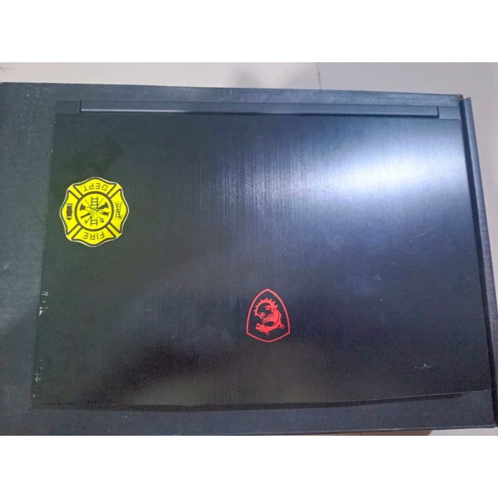 Laptop MSI Mati total