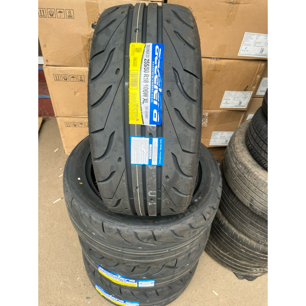 Accelera 651 sport 255/50 R18