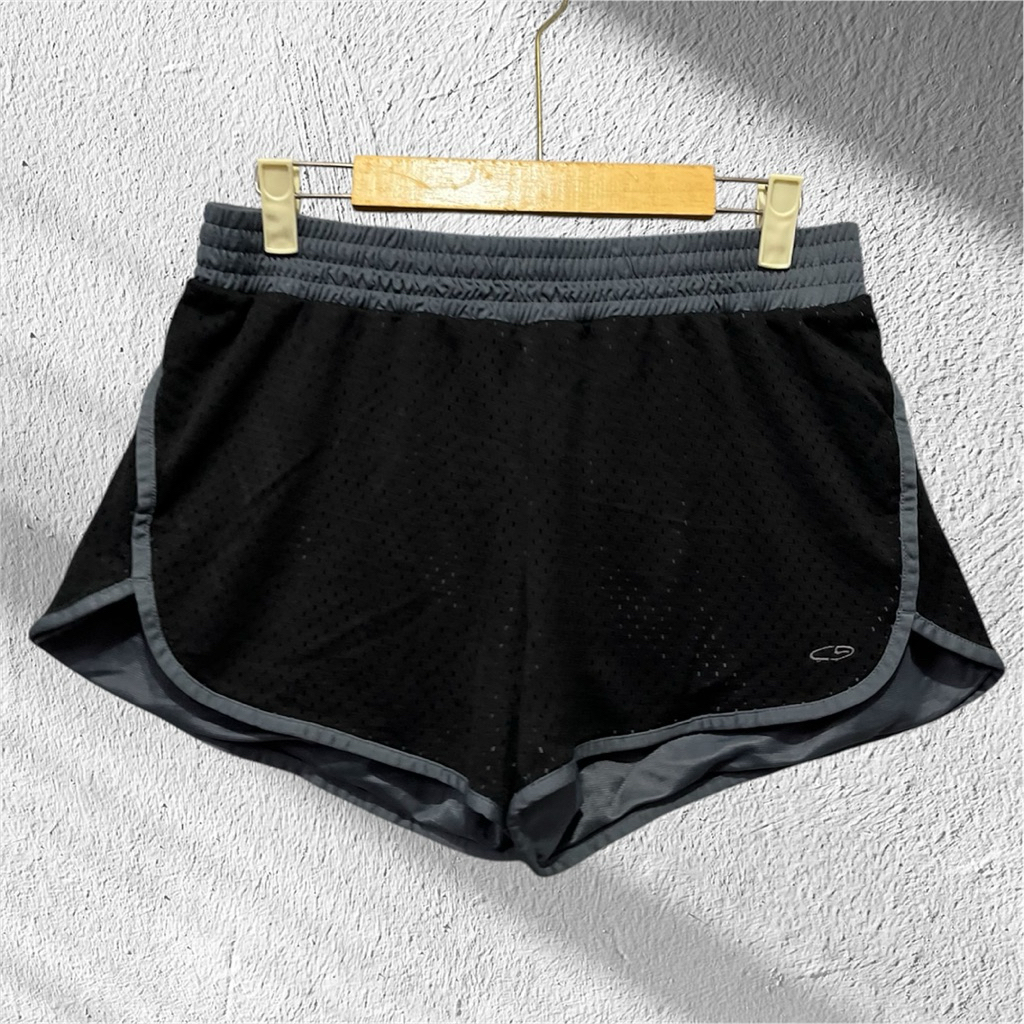 Preloved Celana Olahraga Pendek by Champion