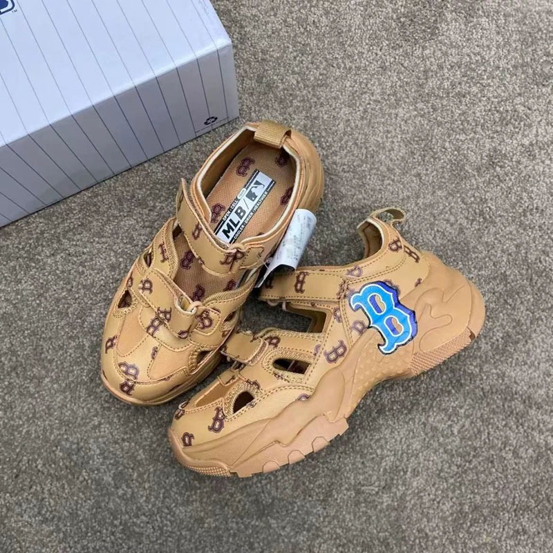 MLB Sandal Sepatu pria Wanita olahraga tebal MLB B original 100% BNIB Nyaman dan Bernapas