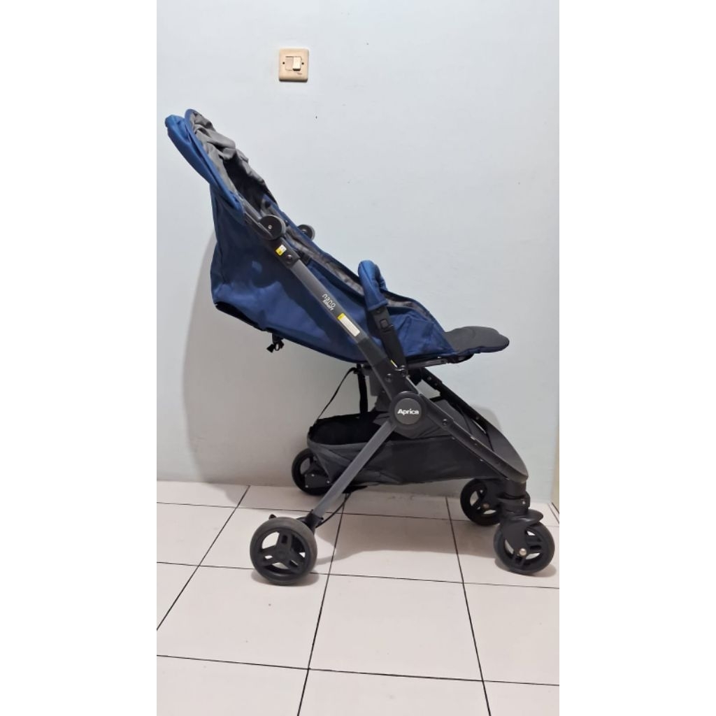 Stroller anak Aprica
