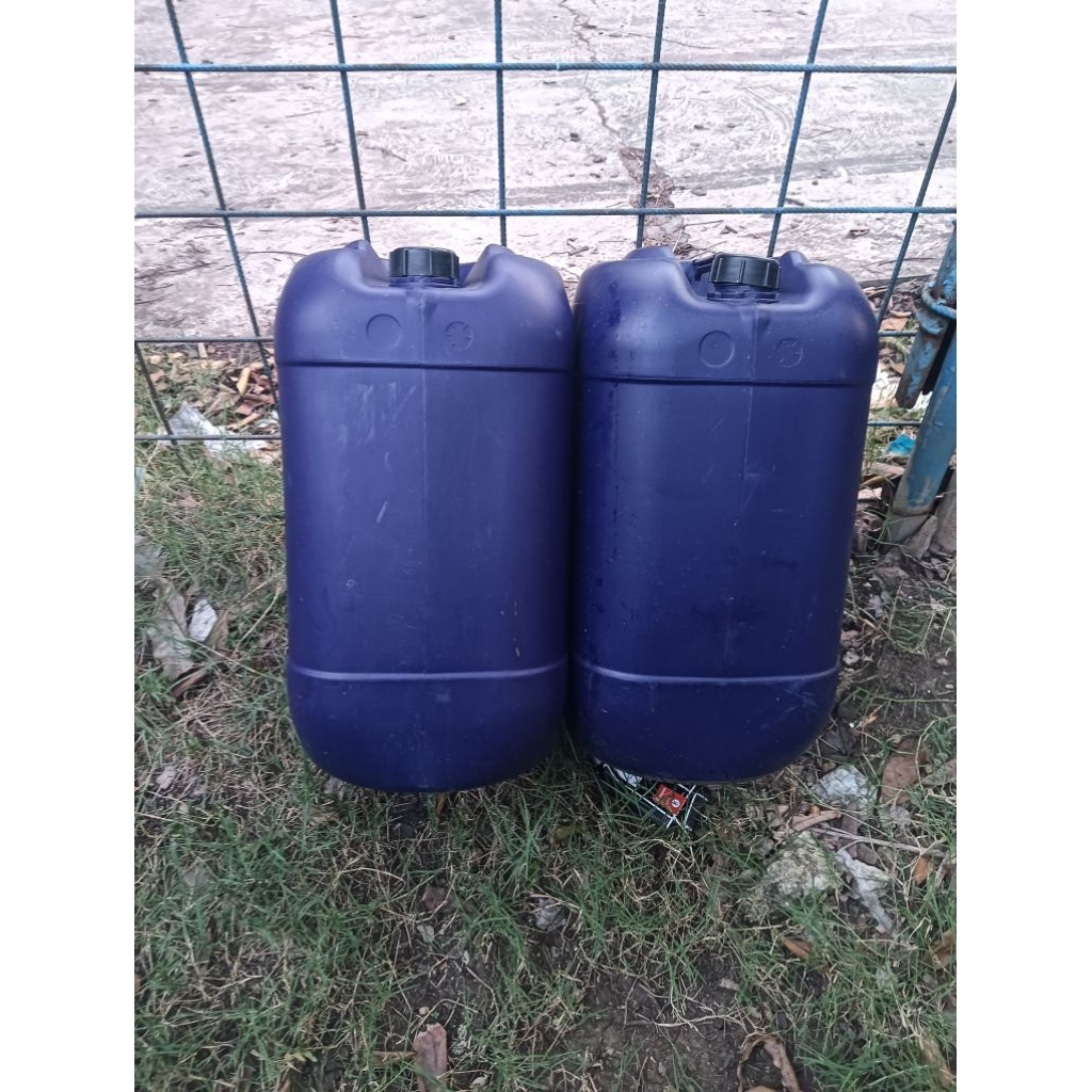 Drum jerigen 35liter bekas.