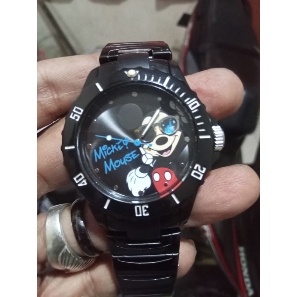 Jam tangan mickey mouse JDM original Disney Resort