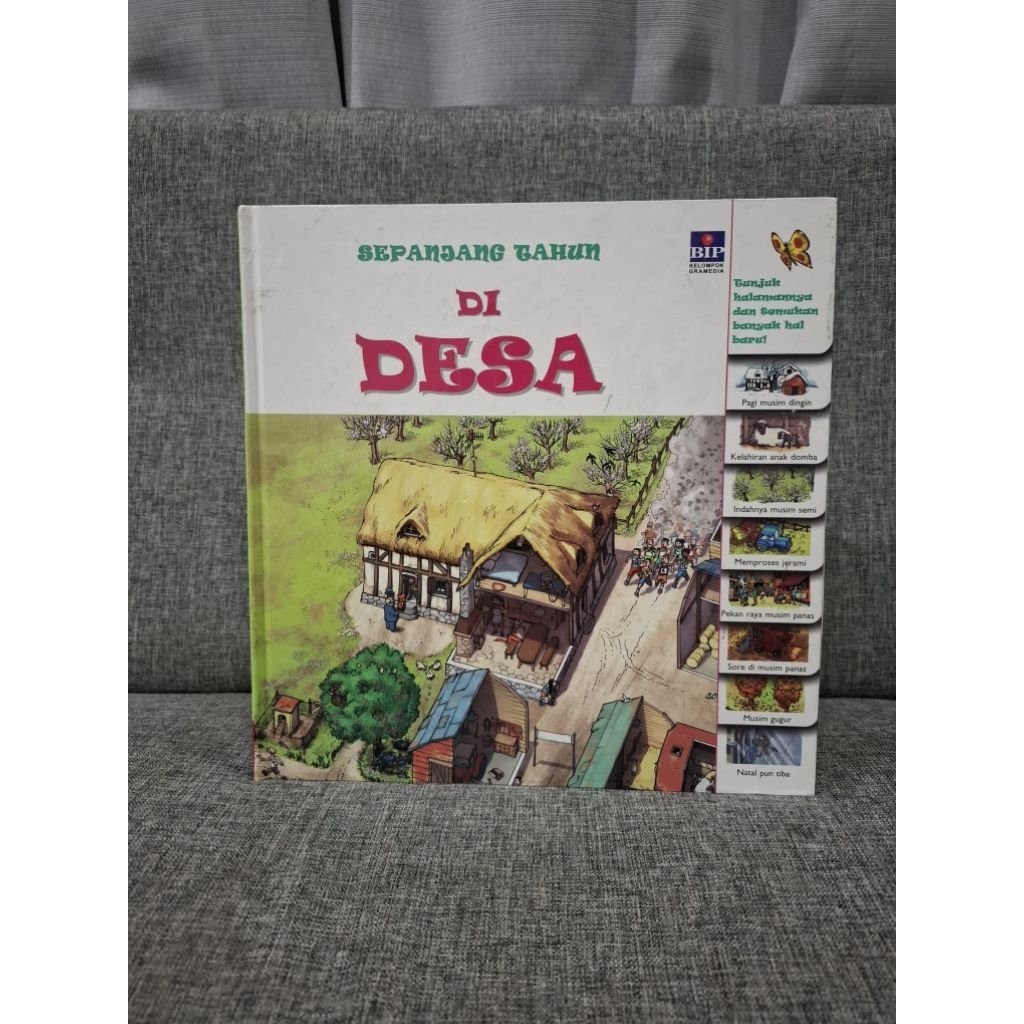 Sepanjang Tahun Di Desa- Hardcover Original