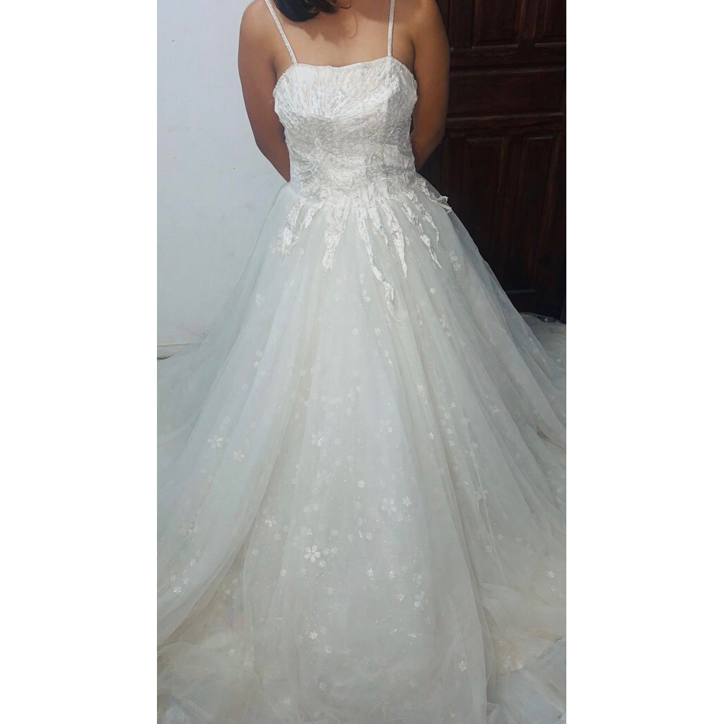 sewa gaun pengantin