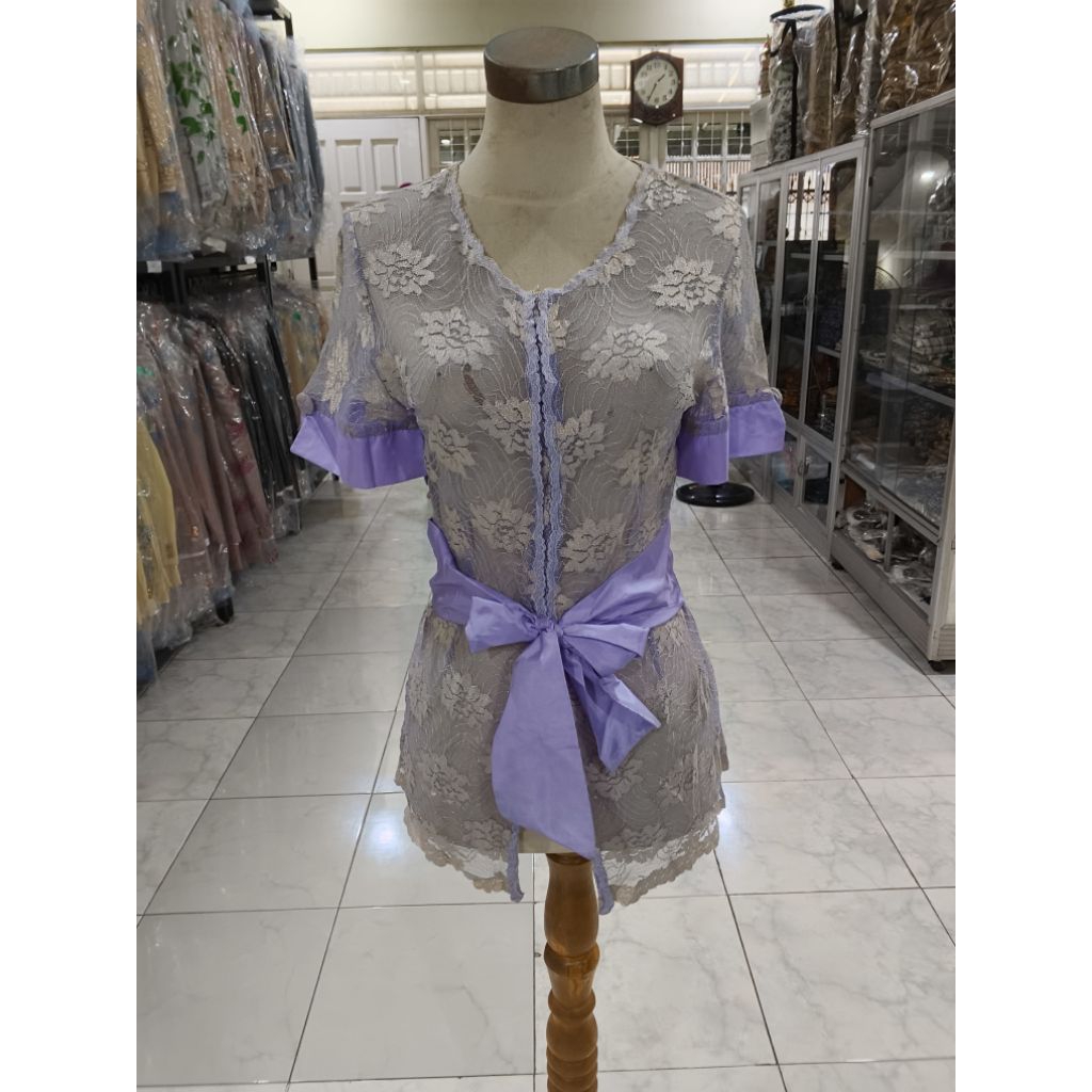 (Preloved) Kebaya bali ungu muda pendek