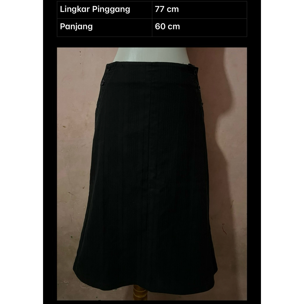 ROK GARIS GARIS HITAM