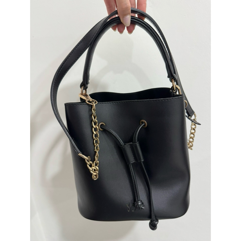 vallice bucket bag