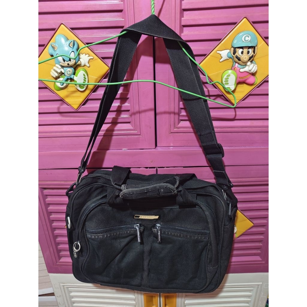 Prelovedku / Tas Selempang Kerja Exsport Tas Laptop