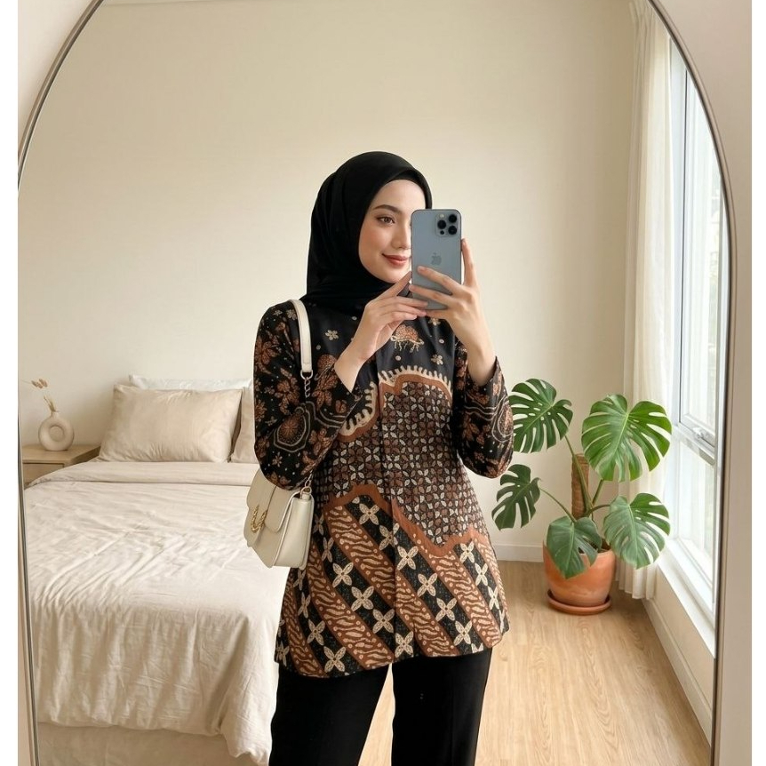 Batik Atasan Lengan Panjang Batik Wanita Modern