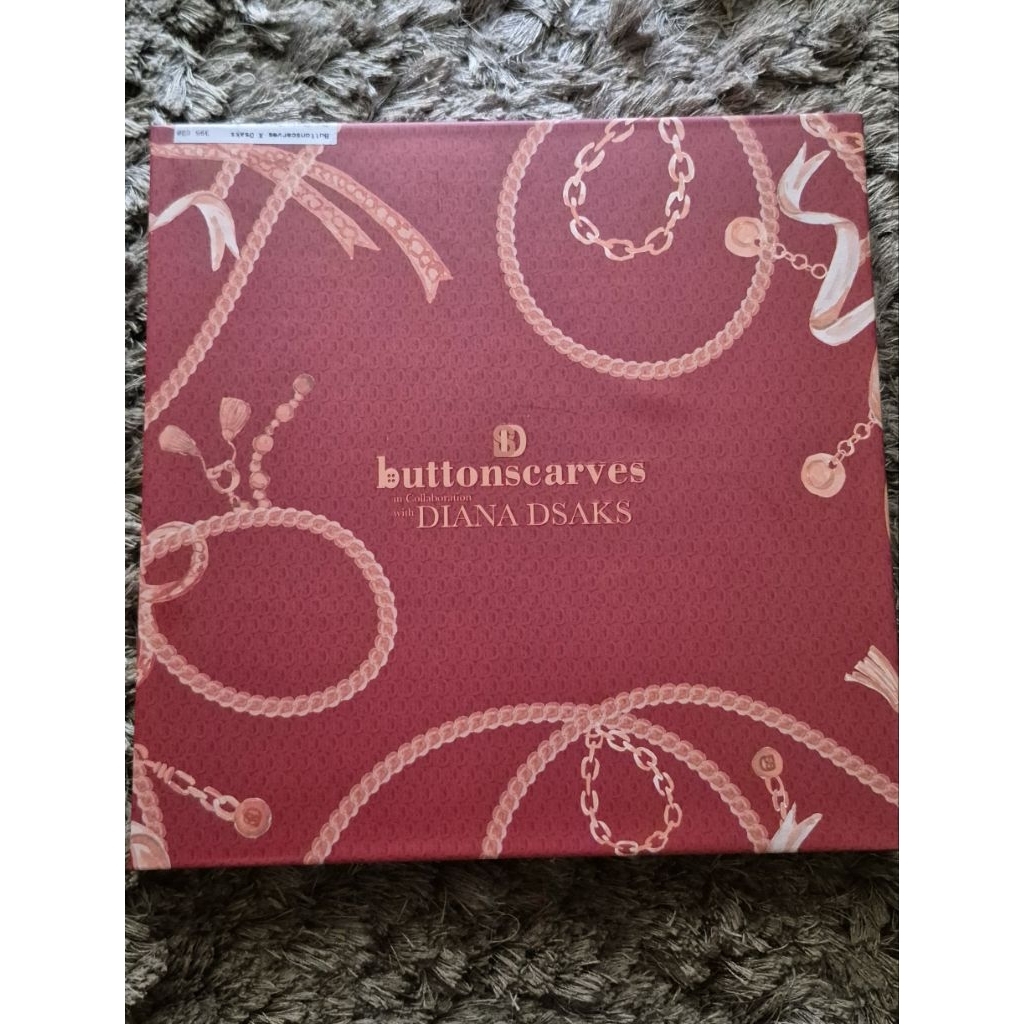 Buttonscarves The Chain 1 Series NEW bukan as is