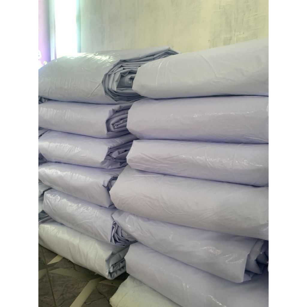 BANNER/SPANDUK BEKAS PUTIH POLOS UKURAN 3X9 METER