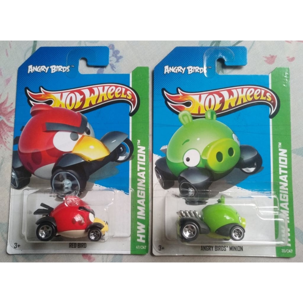 hot wheels angry birds - red bird atau minion pig