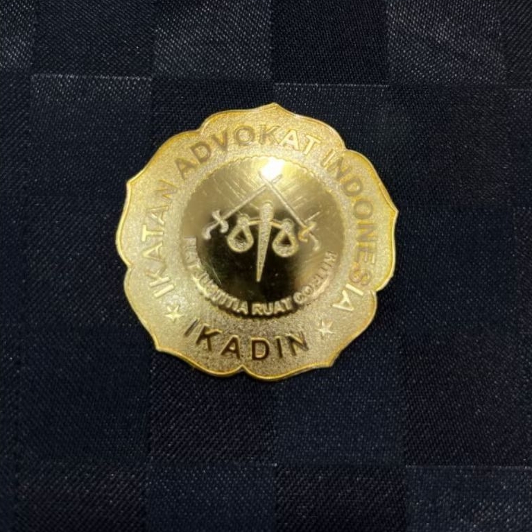 Pin Kuningan Ikatan Advokat Indonesia ( IKADIN ) Magnet