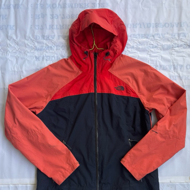 Jaket Outdoor TNF Seri Dryvent Stratos