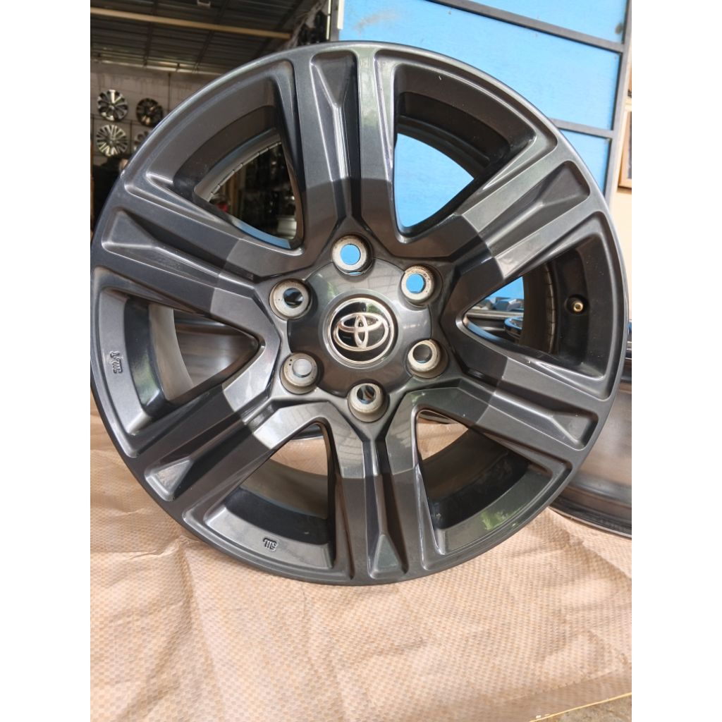 velg Toyota Hilux ring 17
