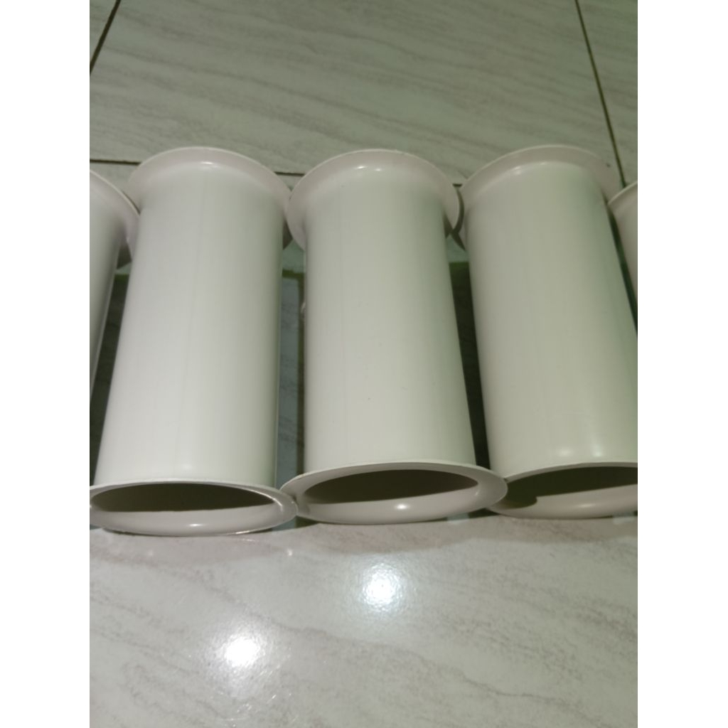 Gulungan Benang Layangan Besar