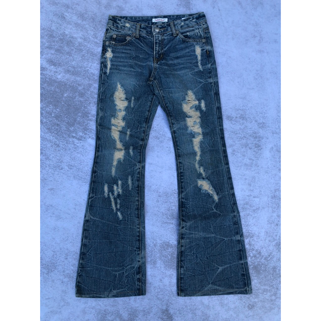Colza Ripped Flare Jeans