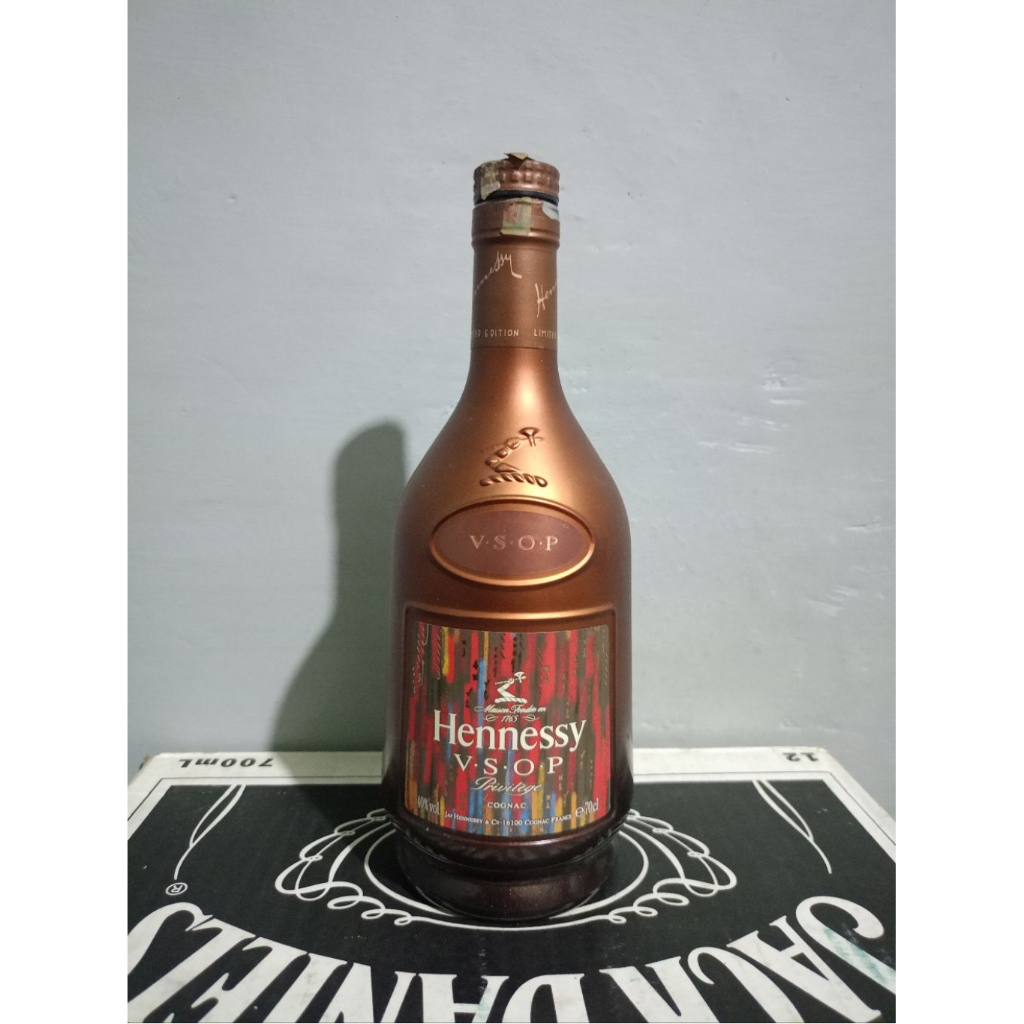 botol Hennesy limited edition