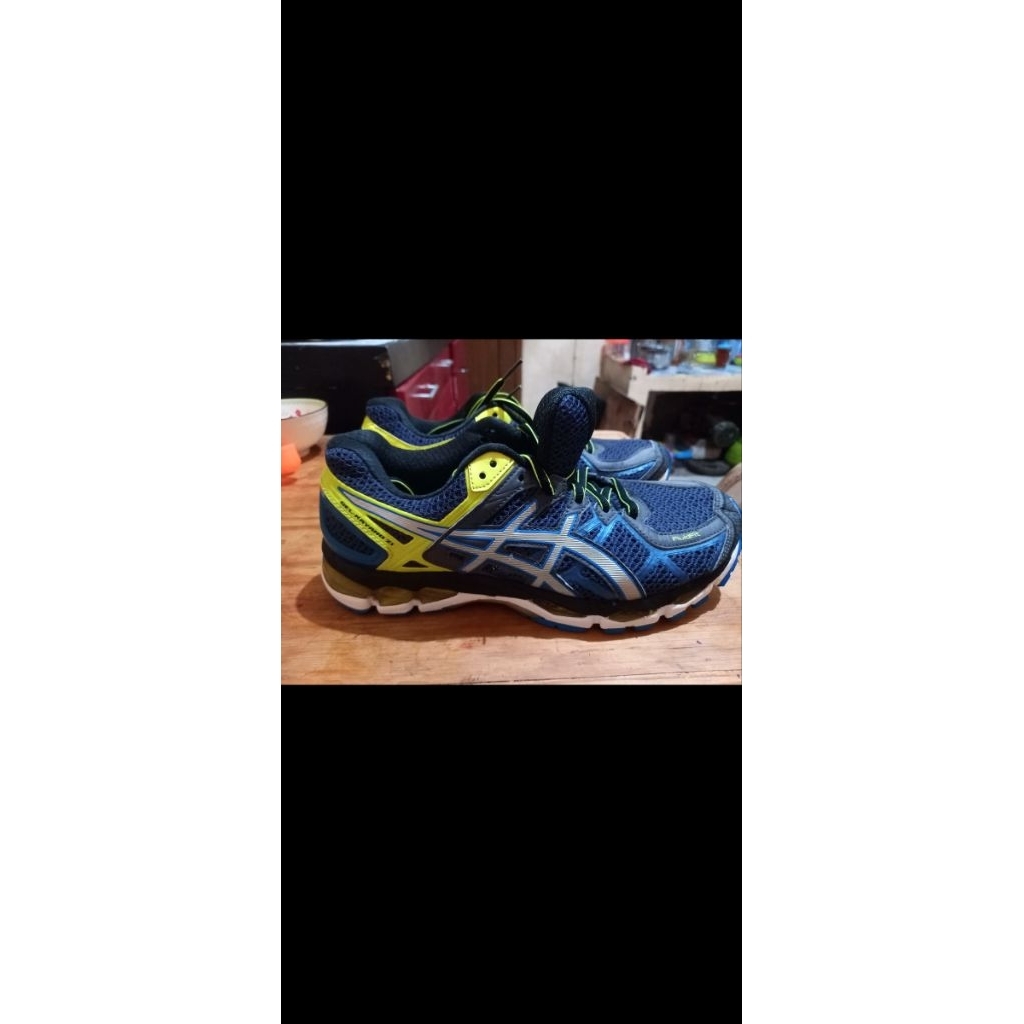 asics gel kayano 21