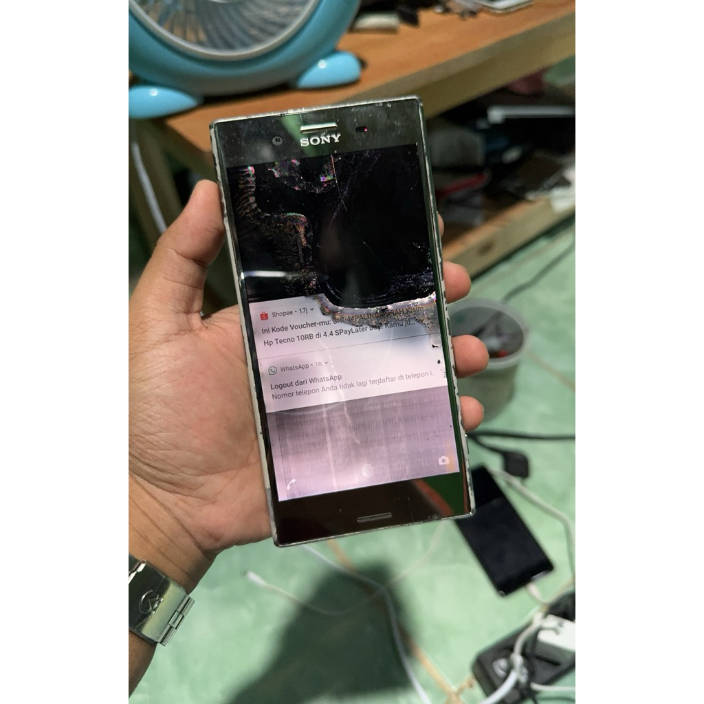 Sony XZ Premium minusan
