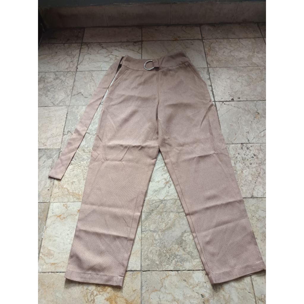 (PRELOVED) CELANA WANITA STRAIGH WITH BELT