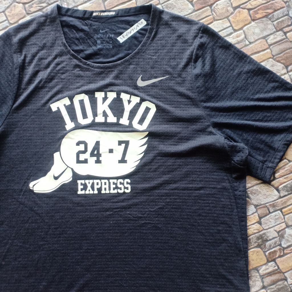 Jersey Nike Running dri fit kaos lari pria preloved branded original, Kaos running jersey