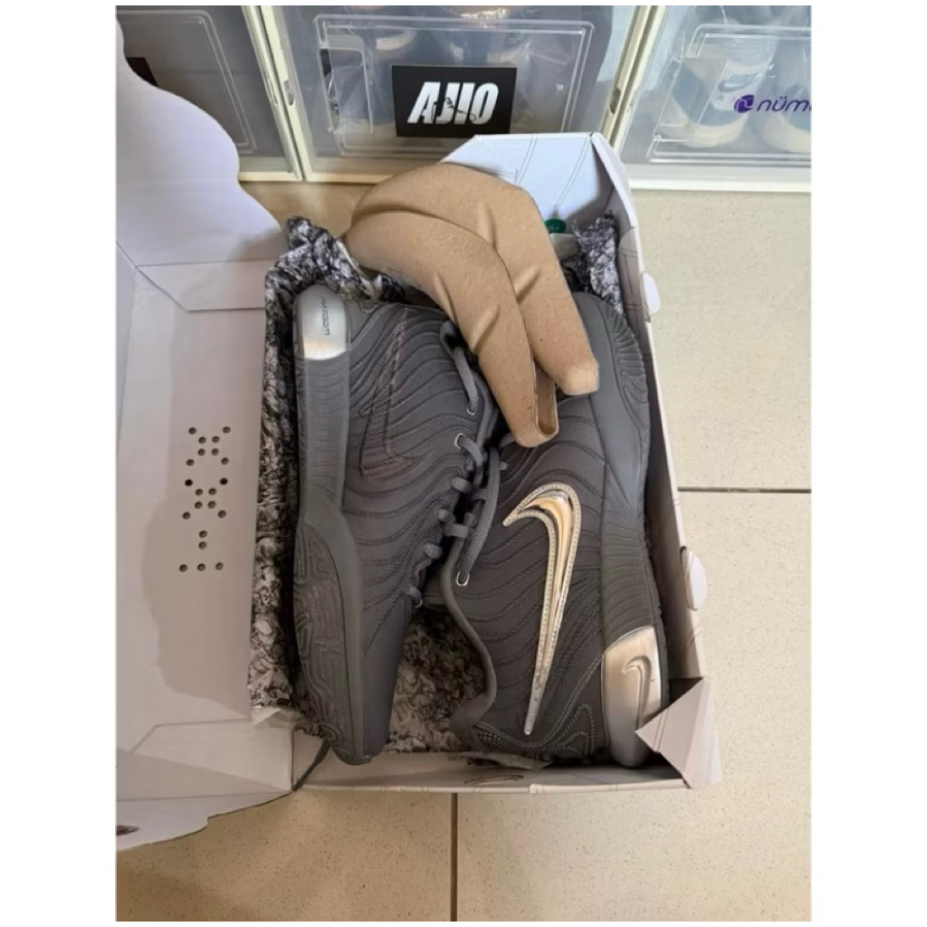 lebron 21 xxi cool grey size 10.5 44.5 second