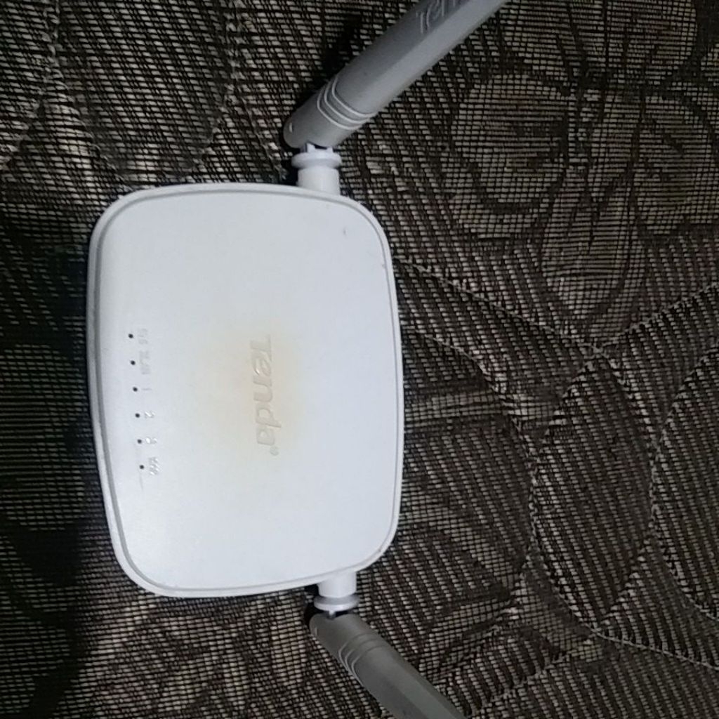 router tenda N300 Easy