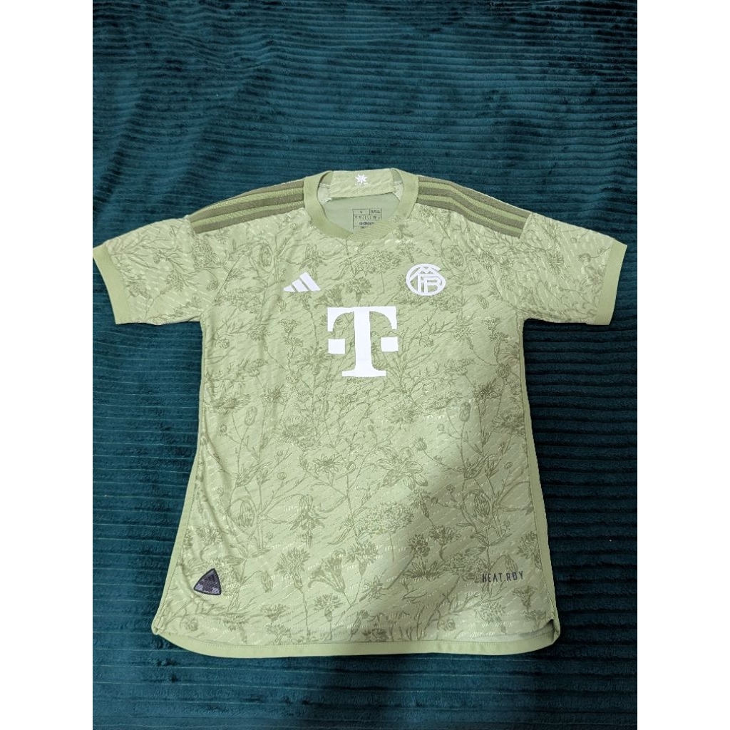 Jersey bayern munchen oktoberfest 2023/2024 second
