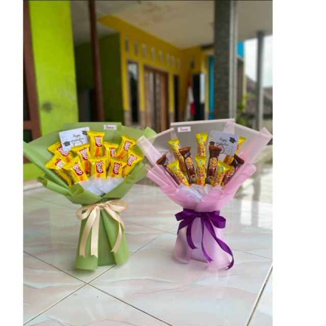 buket snack/makanan ringan wisuda/ultah
