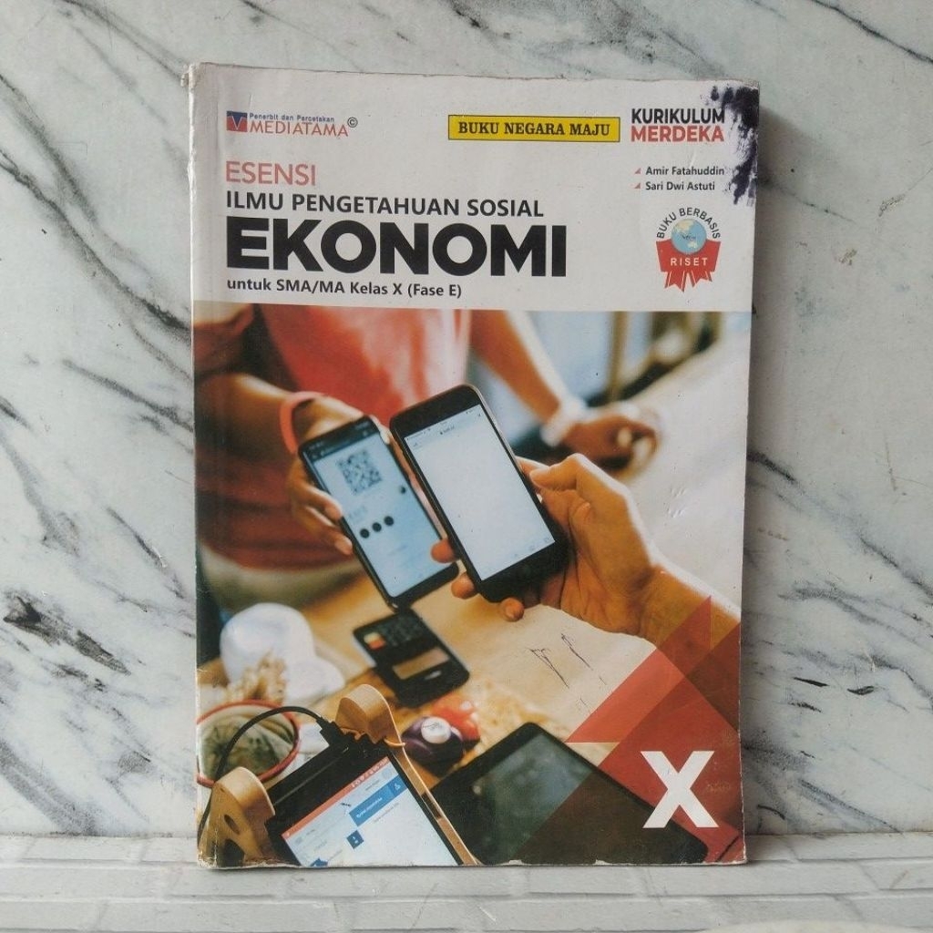 esensi ekonomi kelas 10 sma