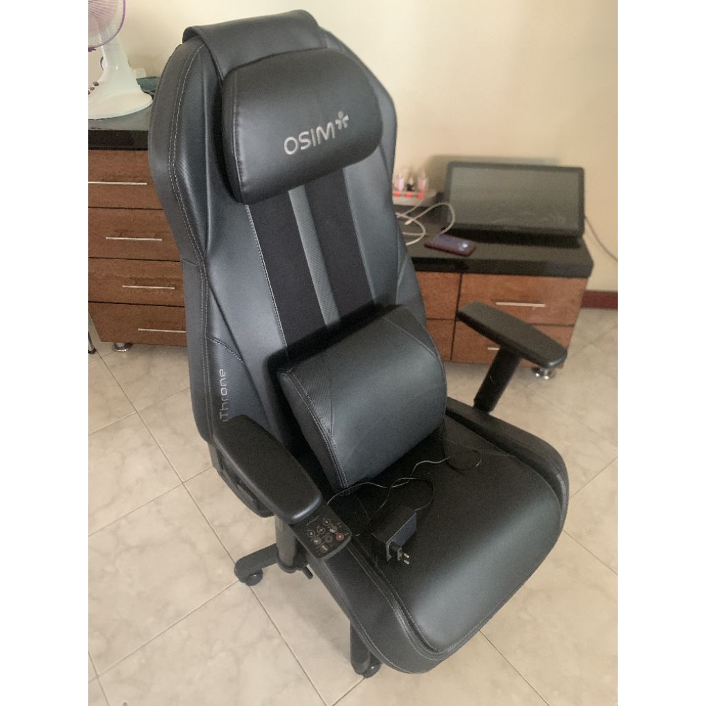 Osim U Throne chair