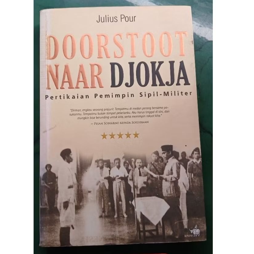Doorstot nar djokja by Julius pour