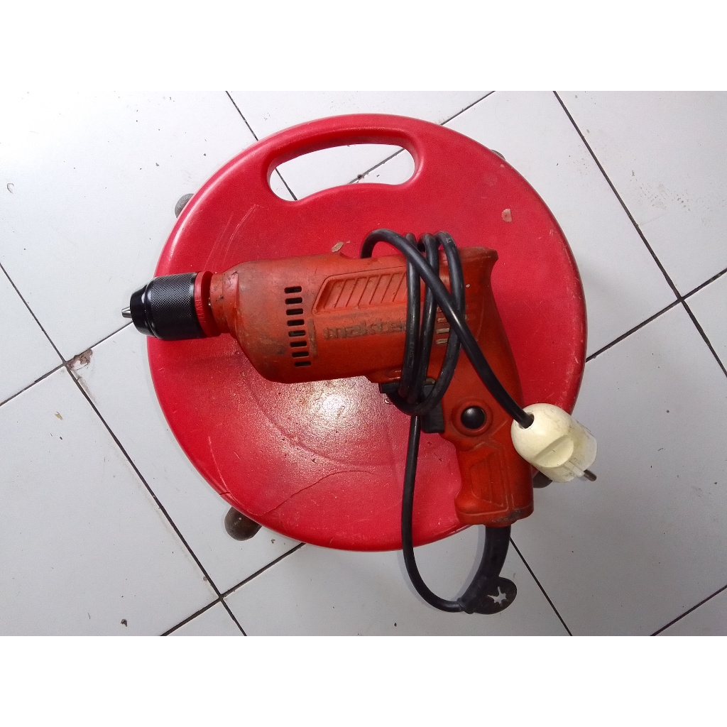 Mereknya Brand Maktec Bor Listrik 10mm Bekas Seken