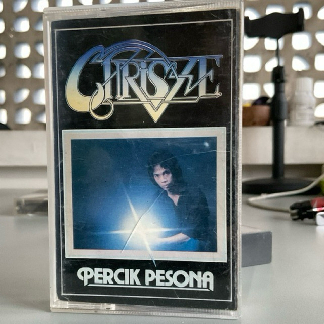 kaset pita chrisye percik pesona