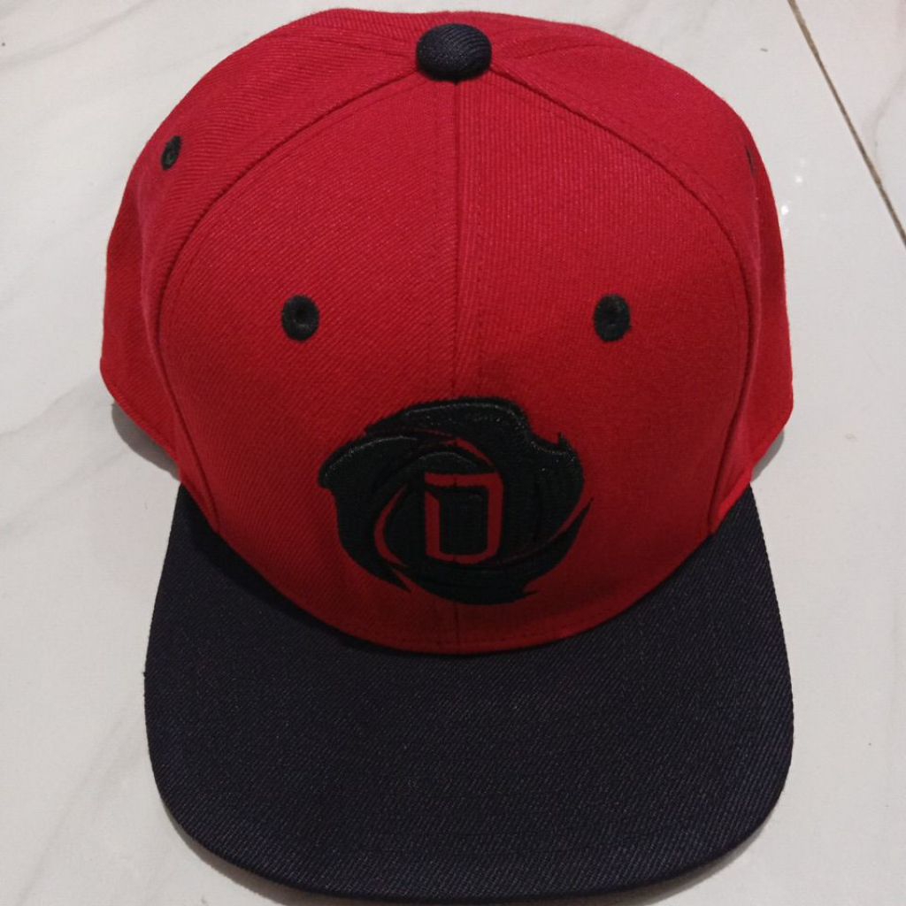 Topi adidas D Rose