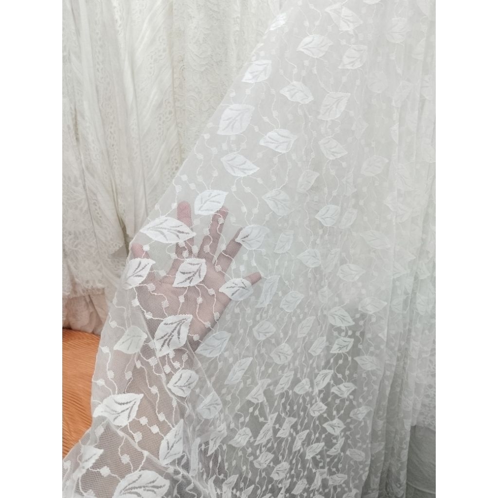 KAIN/BAHAN BRUKAT BAHAN HALUS DAN ADEM  MOTIF TERBARU