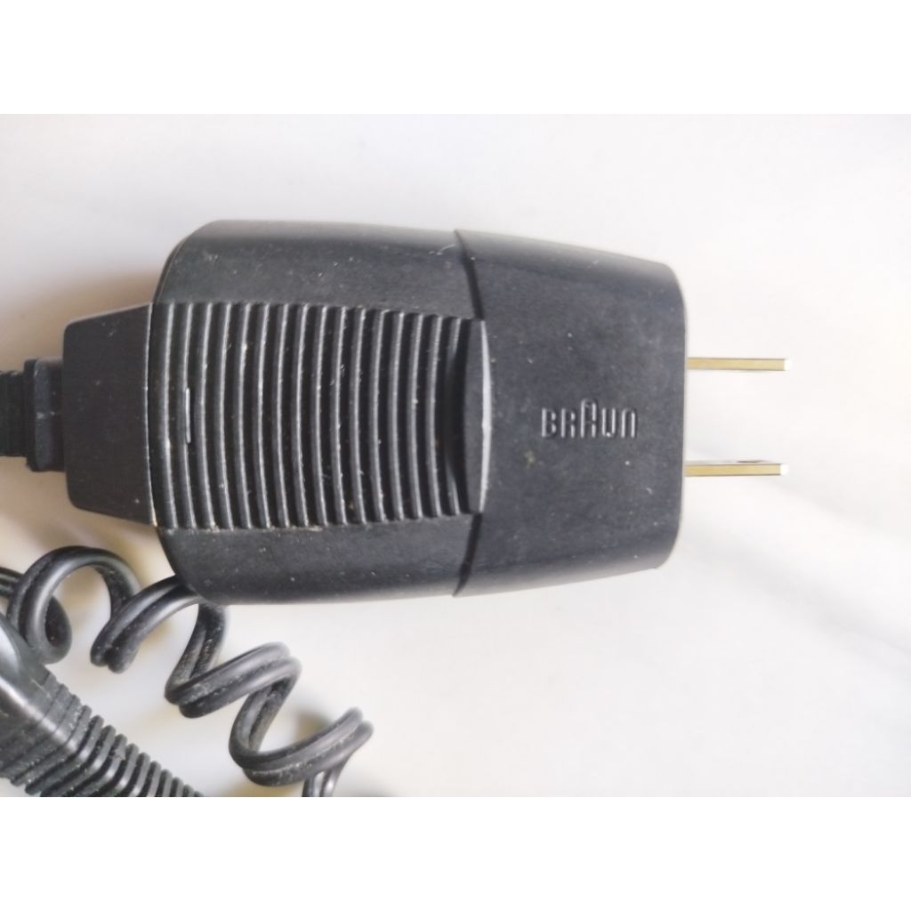 adaptor charger Braun shaver
